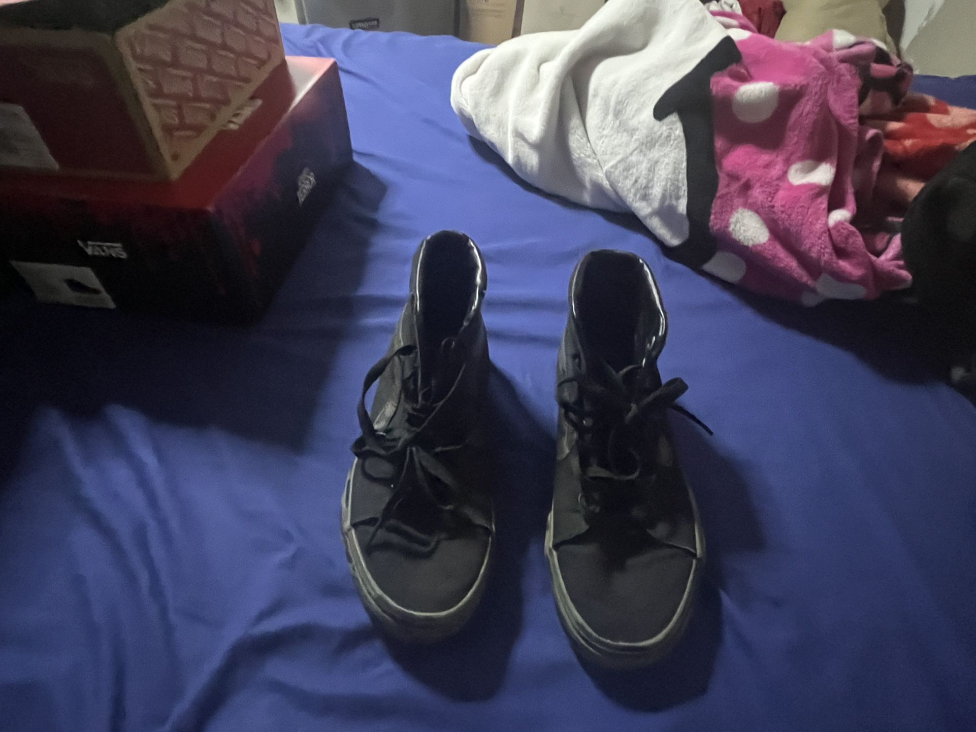 Vans… Adidas…Jordan’s tennis