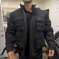 SIZE XL BOMBER JACKET 