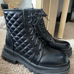 Lace Up Combat Boots 