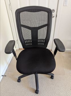 Durable office chair