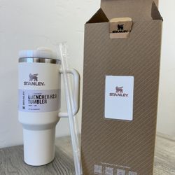 New Beige Stanley Cup 40 Oz 