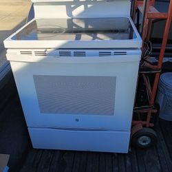 G.E Glass Top Stove 