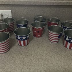 11 American Theme Small Tin Pails