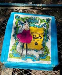 vintage 1968 Mattel "The World of Barbie"