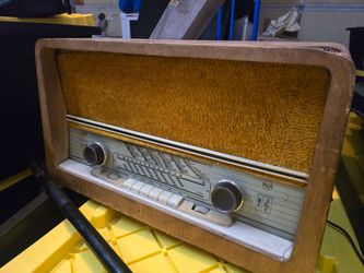 RCA Vintage Tube Radio