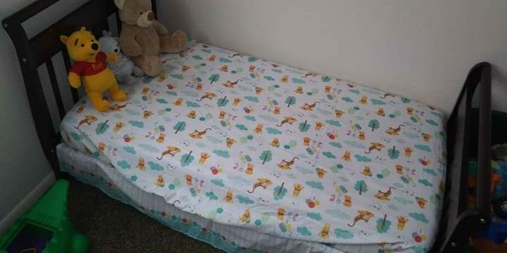 Toddler bed