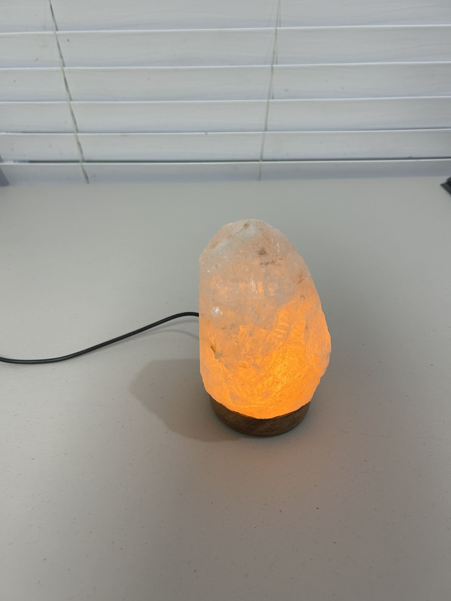 NEW USB Himalayan Salt Lamp – Natural Crystal with Wooden Base