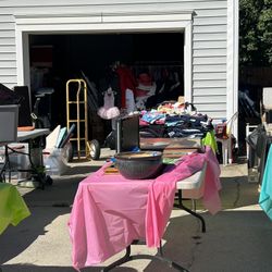 Everything Must Go!!