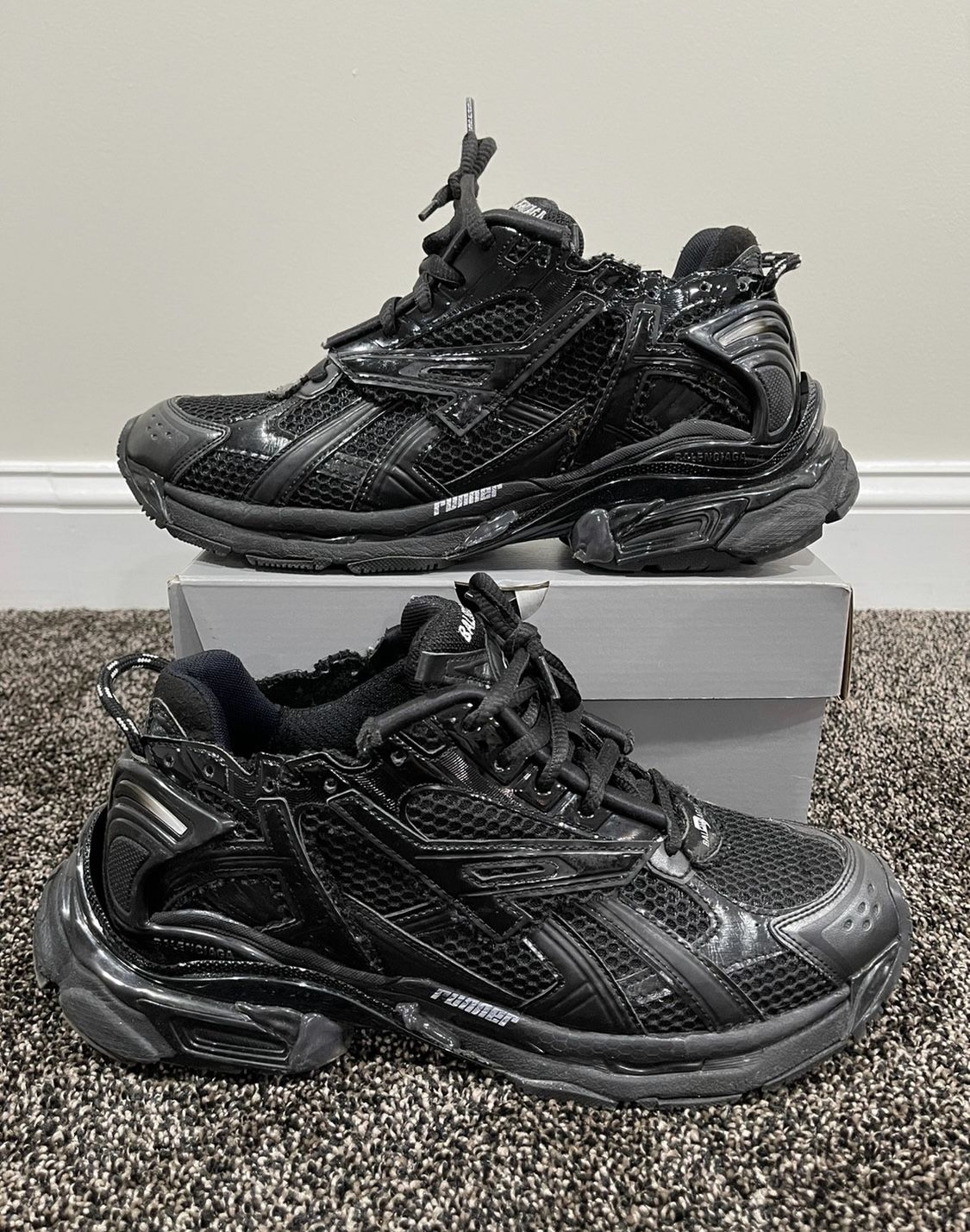 Balenciaga Runner ‘Black’ 42(US9)