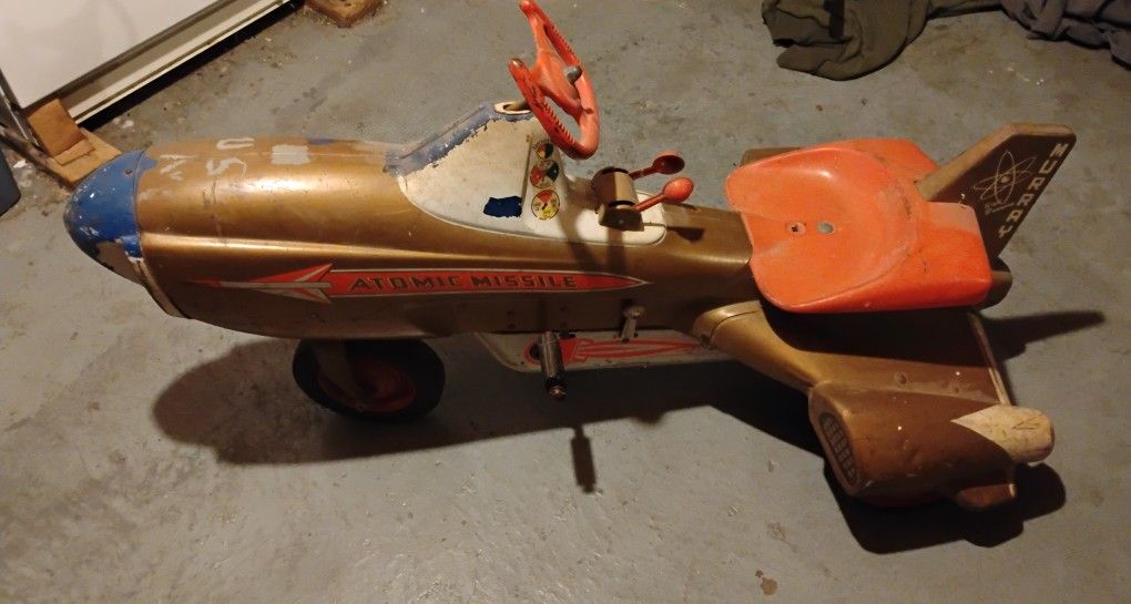 Murray Missile Pedal Car