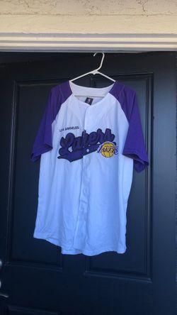 X-Large lakers button up  stain  on back