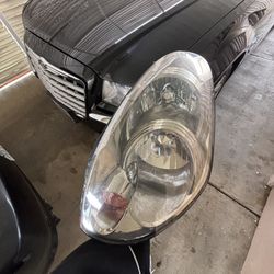 Infinity G35 Sedan Driver Side Headlight 