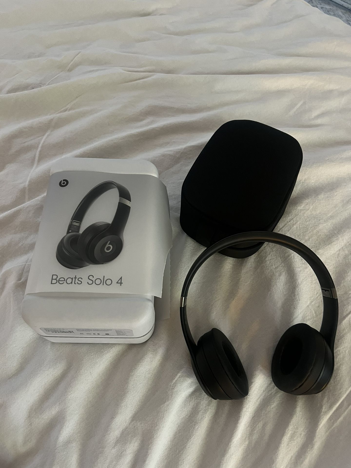 Beats Solo 4