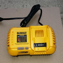 Dewalt 20v Fast Charger Brand New