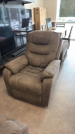 Signature Design by Ashley Snowfield Power Lift Recliner-Gunmetal