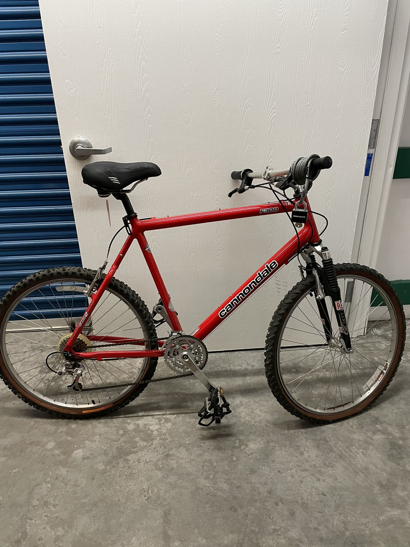 Men's Cannondale Bike