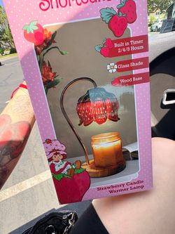 Strawberry shortcake lamp