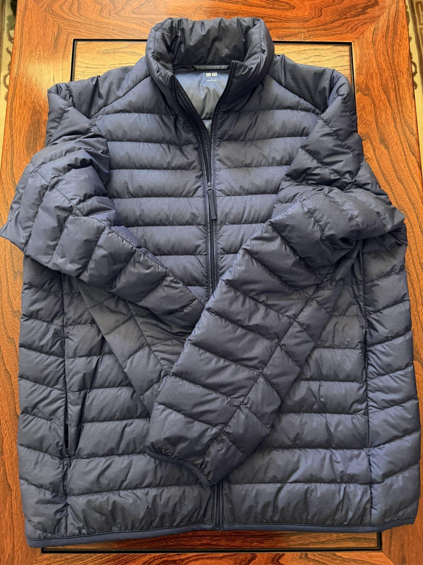 Men’s UNIQLO puffer jacket, Size Large