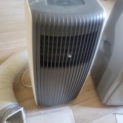 AC  With Window Exhaust