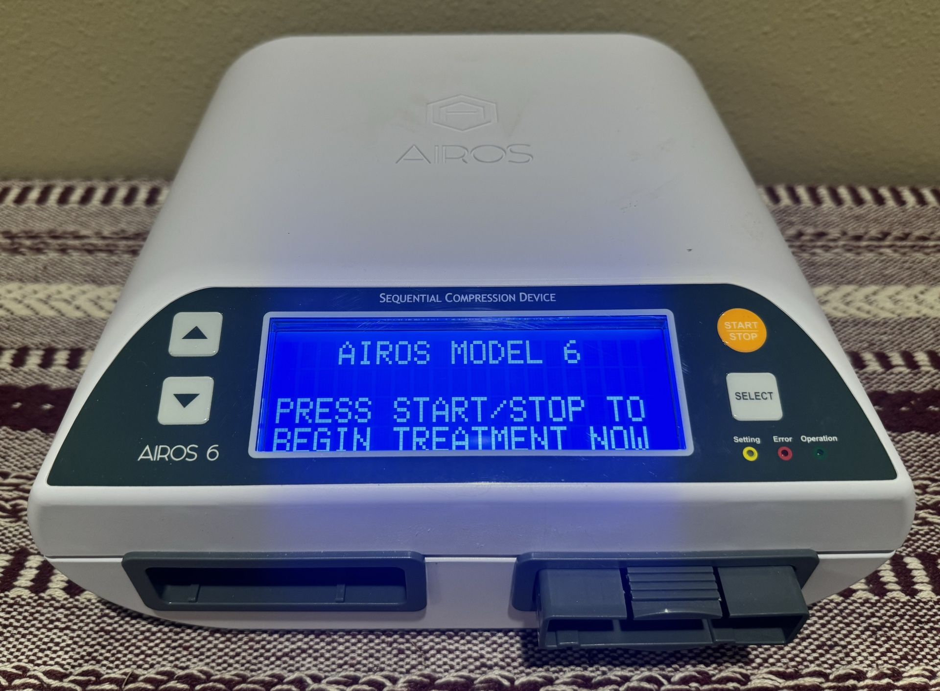 Airos 6 Sequential Compression Device with 2 Small Leg Garments