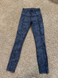 Lululemon Fast Free 7/8 Tight II 25’’ Size 2