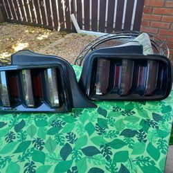 Mustang 2006 Tail Lights 