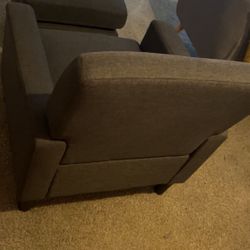 Chair With Ottoman 