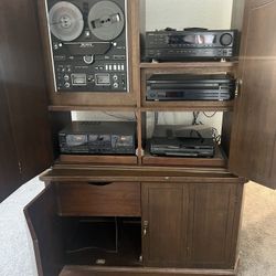 Audio/video Center