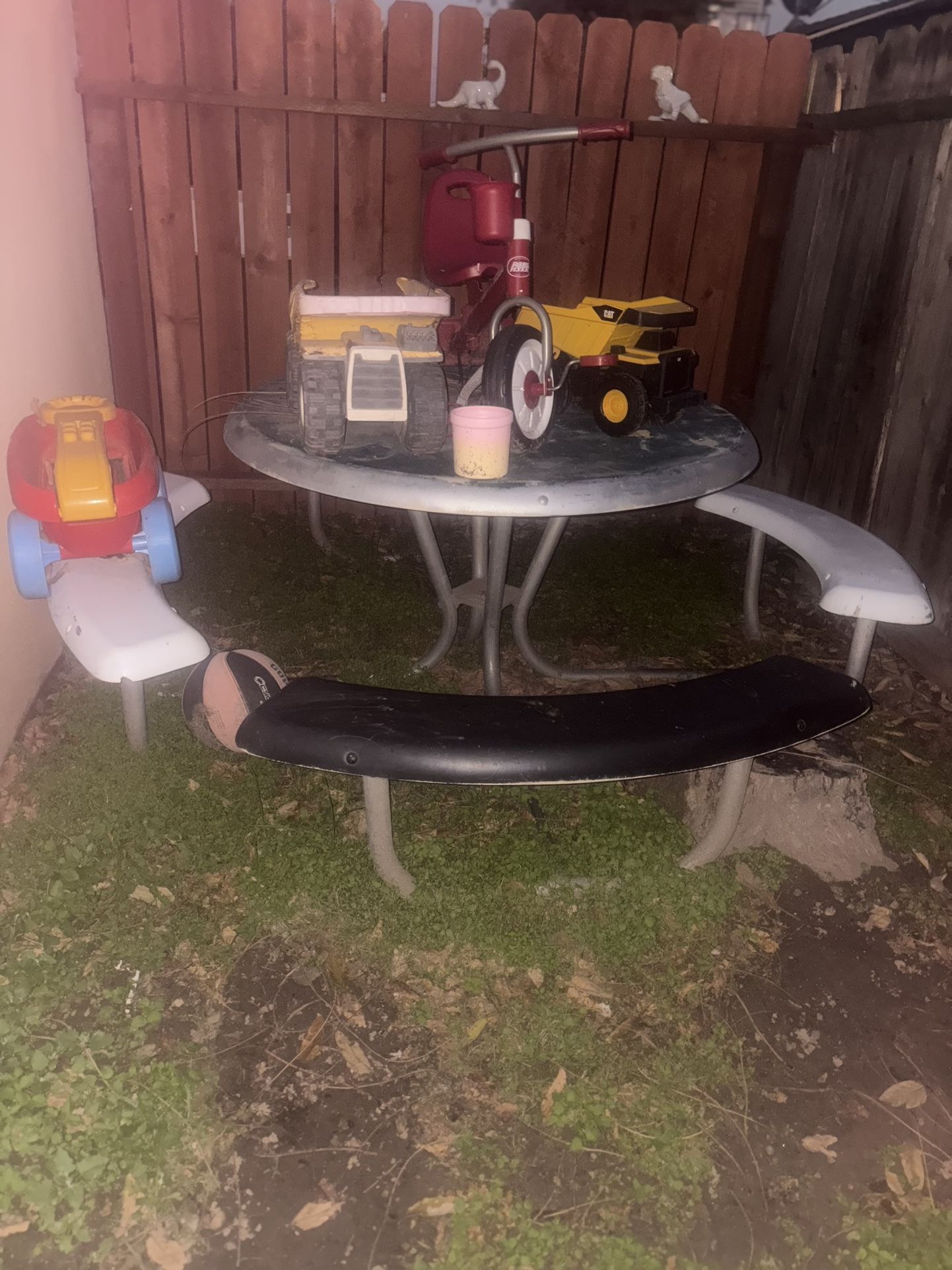 Free Table