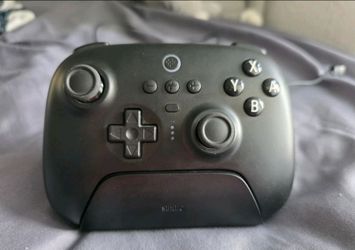 8BitDo Ultimate Bluetooth Controller with Charging Dock, Black,