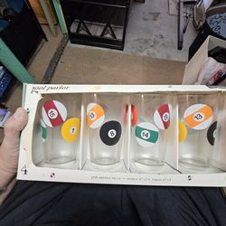 Pool Parlor Pub Glasses - Set of 4