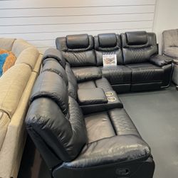 Winter clearance sale. Santiago black leather reclining sofa and loveseat set now $999. Easy finance option. Same-day delivery