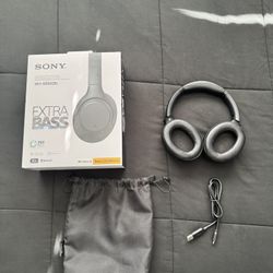 SONY WH-XB900N