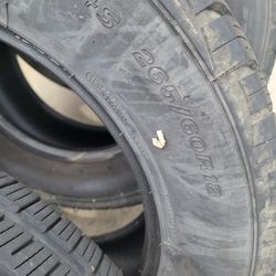 Tires 265/60R18