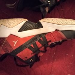 Men's Size 10 Jordans