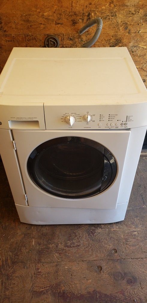 FRIGIDAIRE WASHER