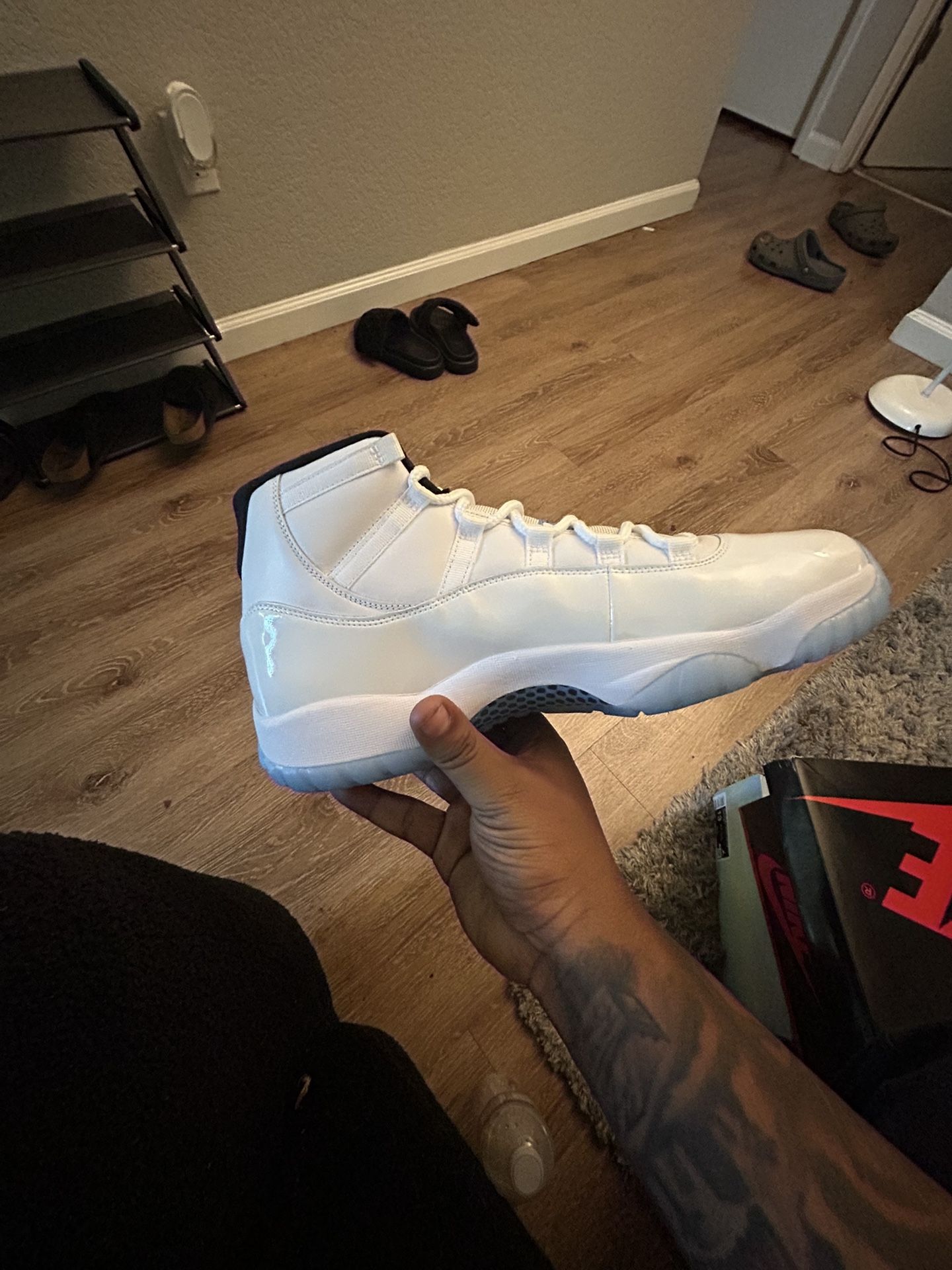 Jordan 11 Legend Blue
