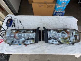 02-05 Dodge Ram Smoke Projector Halo Headlights