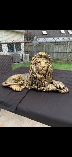 Golden lion statue