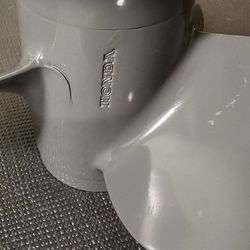 New Honda OEM 11.4x12hq Prop