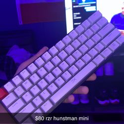 Razor hunstman mini w/ hyperx keycaps