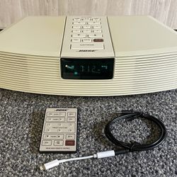 Bose Wave Radio With Remote And Phone Cable 