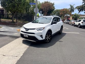 Vendo mi hermosa Toyota RAV4 2016