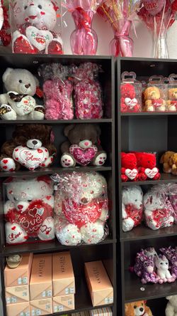 Stuffed bears