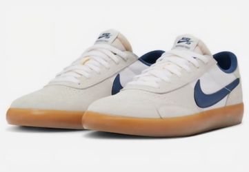Nike shoes 7.5 men's 9 women's