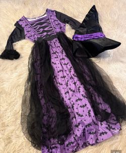 Girls witch costume