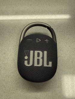 JBL Clip 4