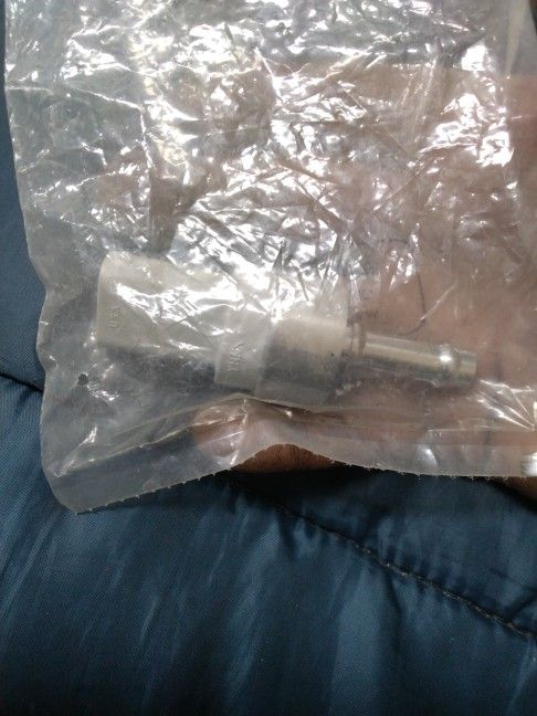 Detroit  Diesel 1 Box Pressure Sensor