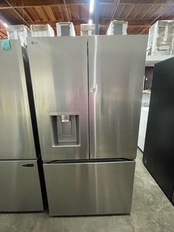 LG26Cu.Ft.Counter-DepthFrenchDoorRefrigerator/RefrigeradorLG26PiesCúbicos