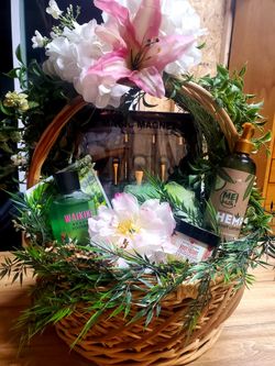 Mother's Day Gift Basket!!!